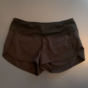 Lululemon Speed Up Low-Rise Lined Short 2.5 inches